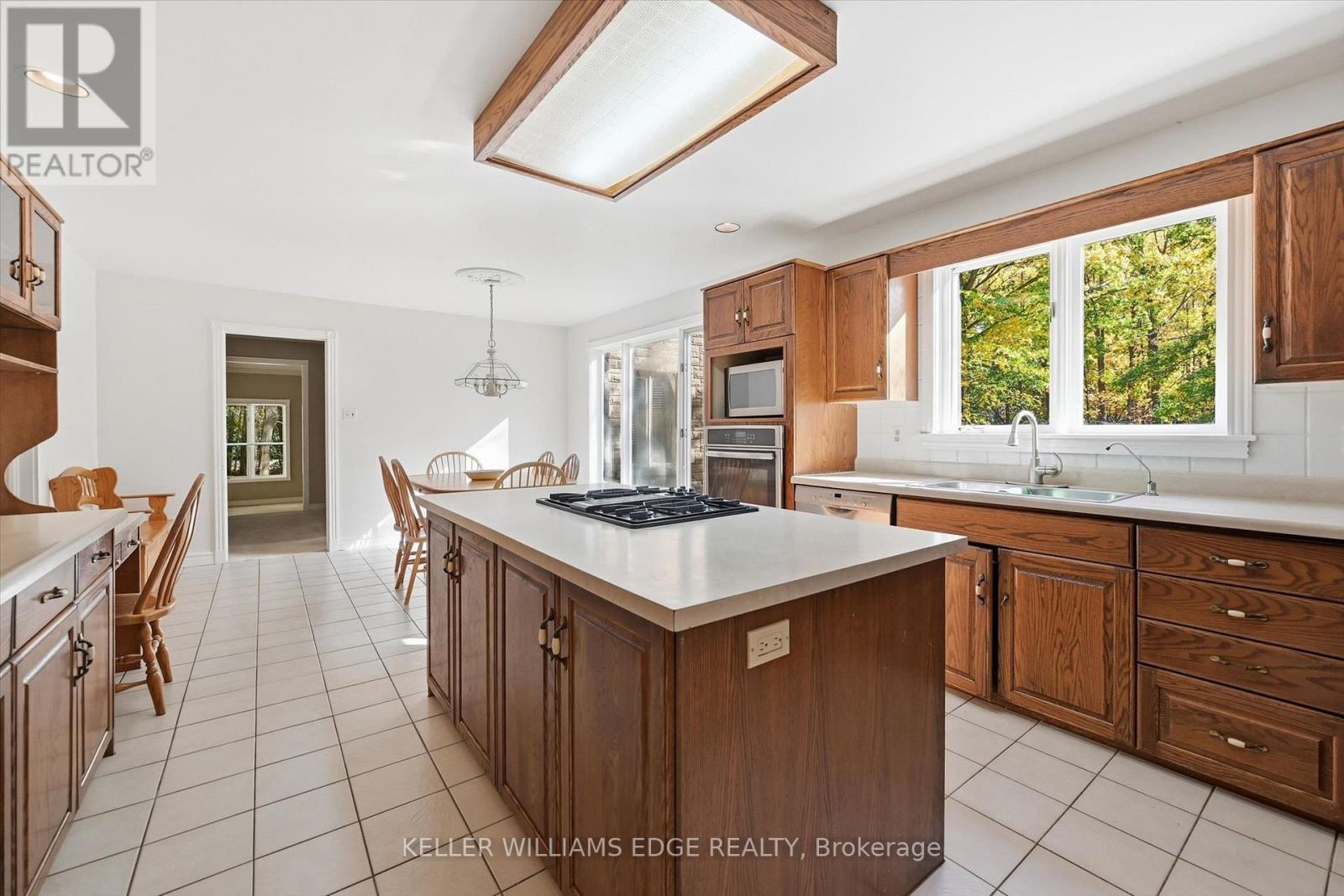 872 6th Conc Road West, Hamilton, ON photo 15
