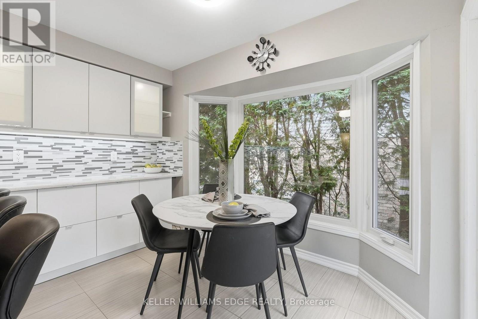 1 Fenton Drive, Hamilton, ON photo 14