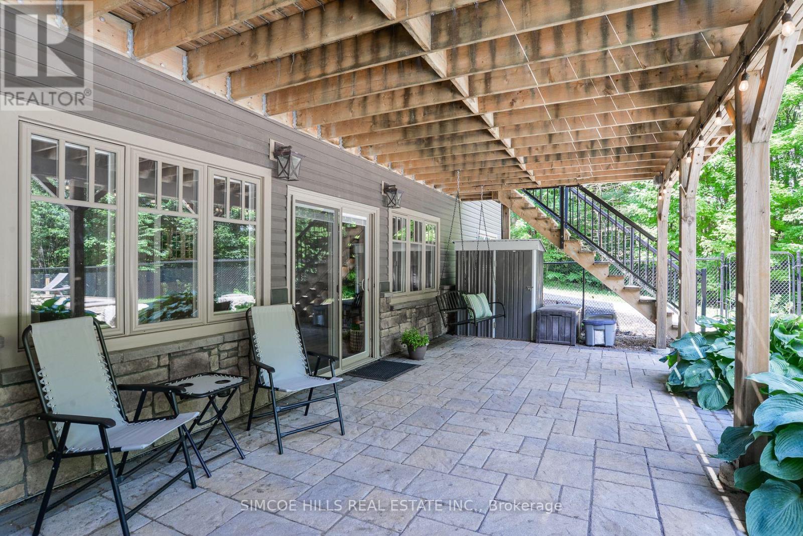 1013 SUTHERLAND WAY - 27