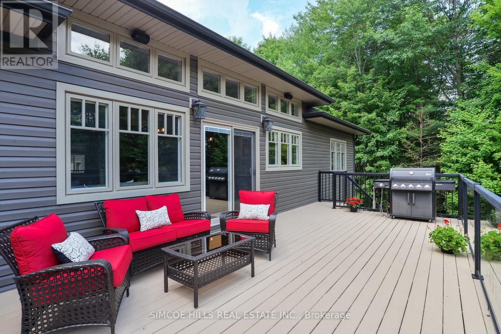 1013 SUTHERLAND WAY - 35
