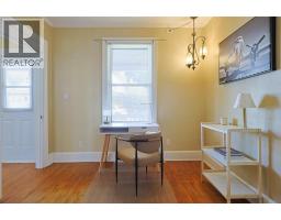 Dining room - 221 Bright Street, Sarnia, ON N7T4E9 Photo 7
