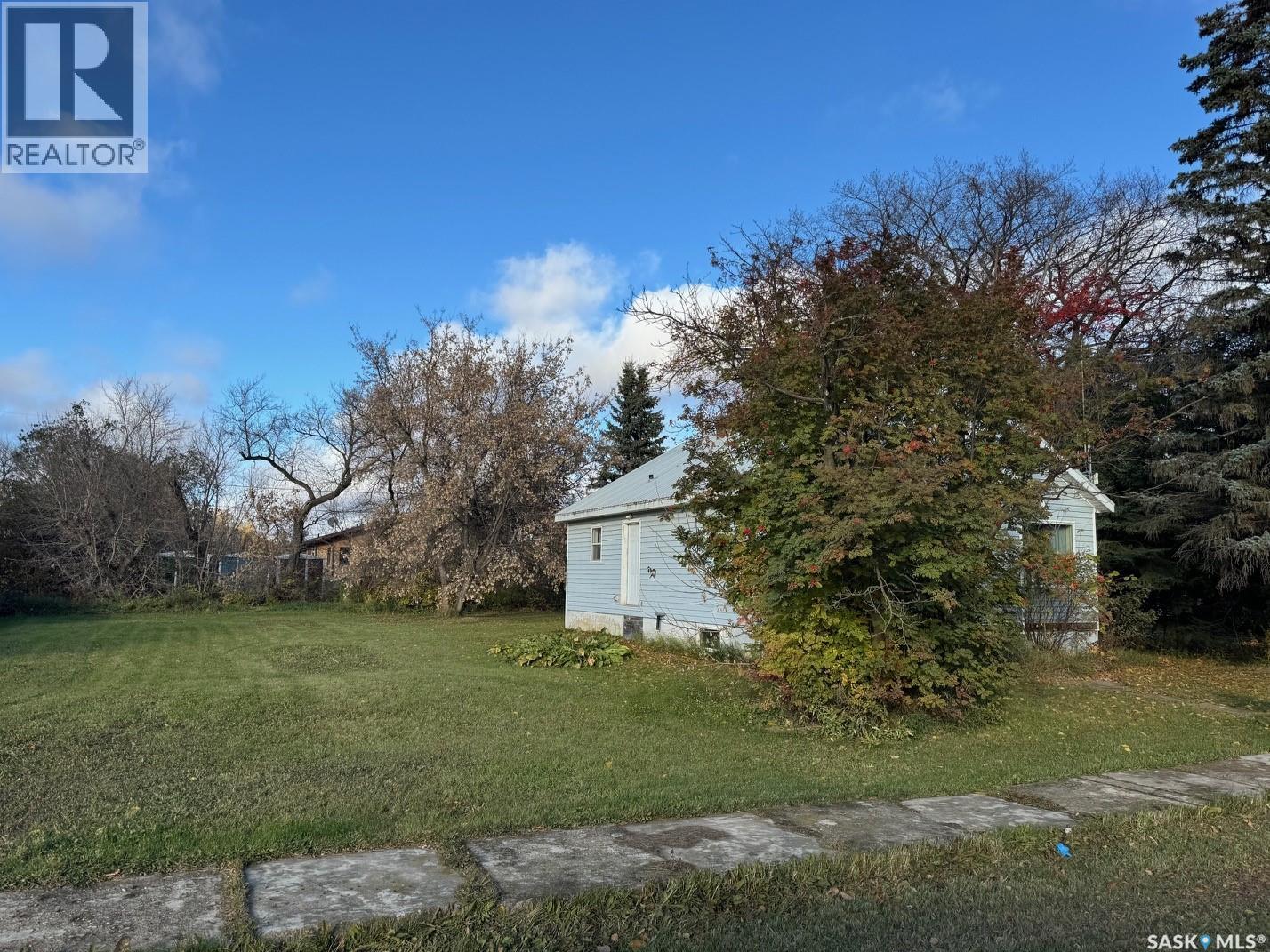 19 1st AVENUE N - 47