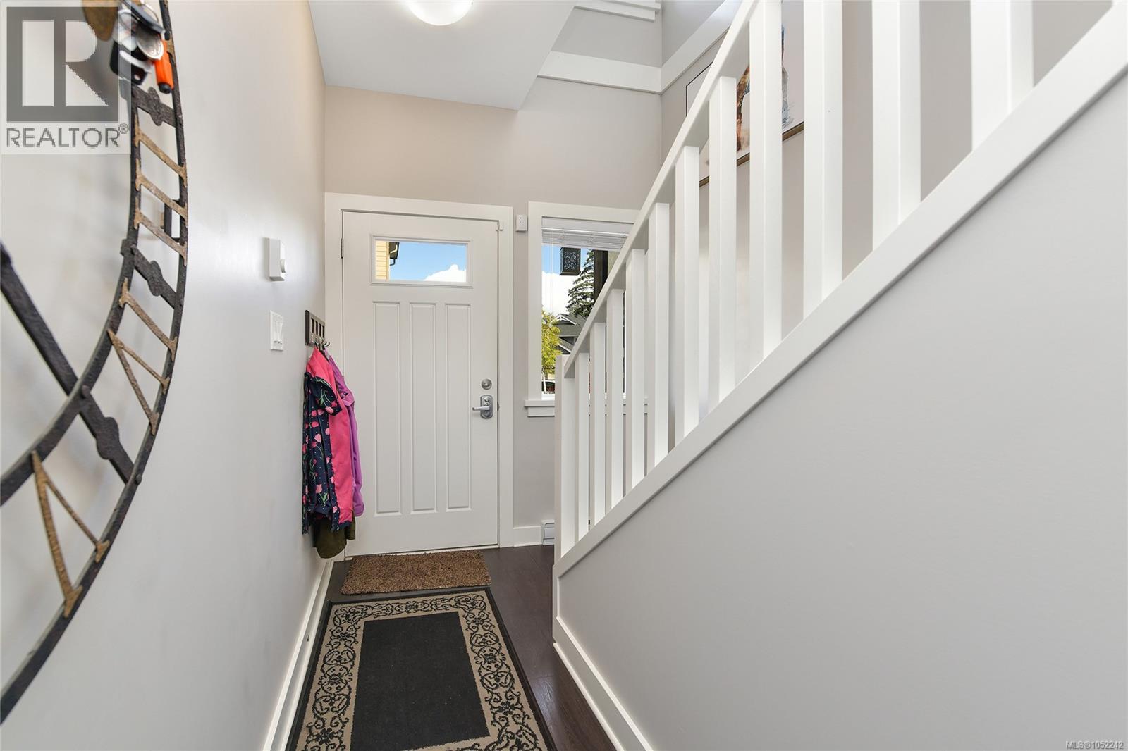  1005 Boeing Close, Langford