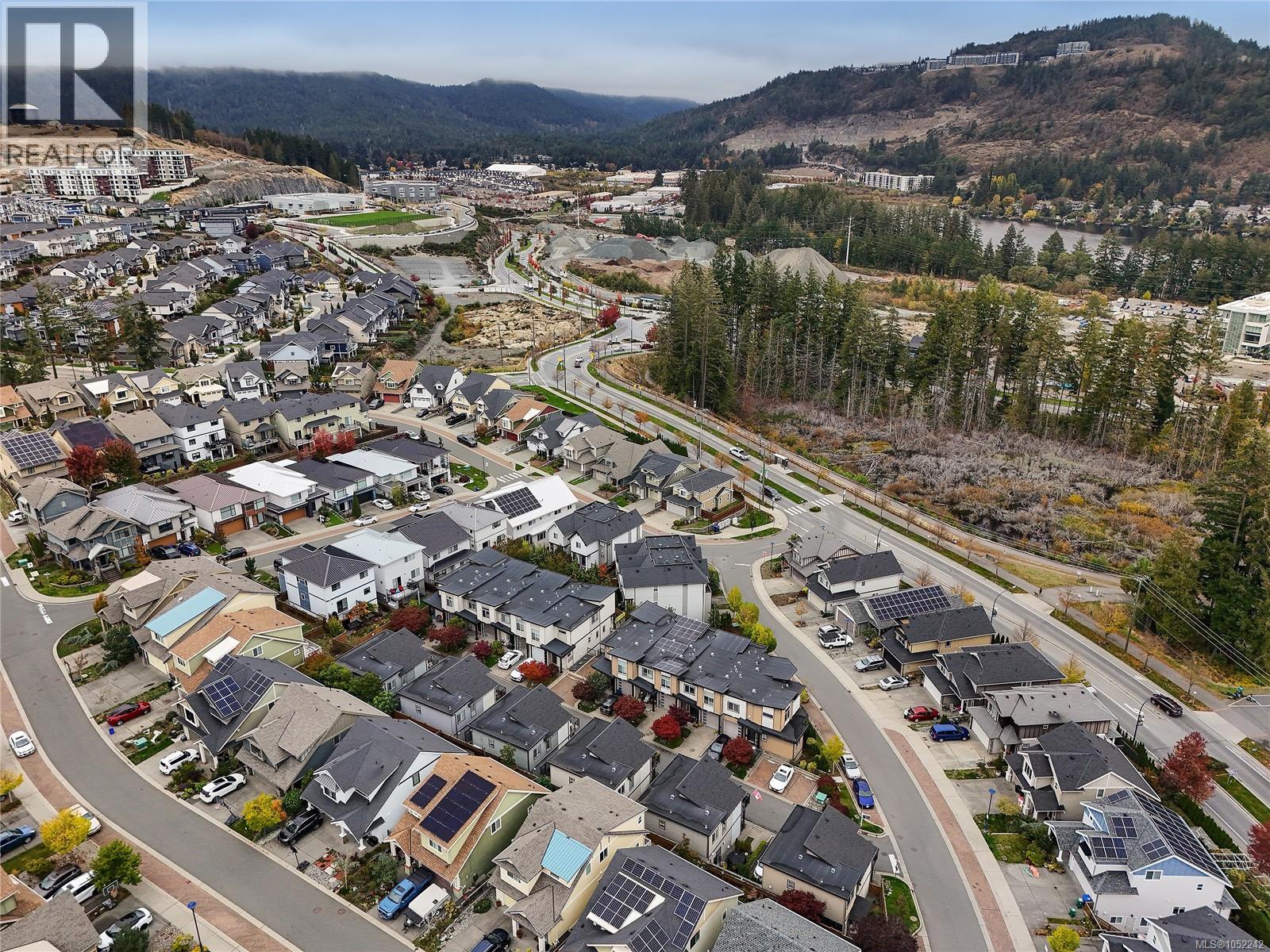  1005 Boeing Close, Langford
