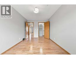 361 Santana Bay Nw, Calgary, AB T3K3N6 Photo 32