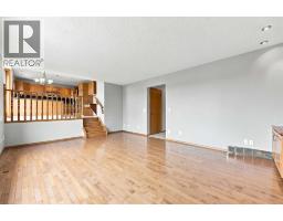361 Santana Bay Nw, Calgary, AB T3K3N6 Photo 23