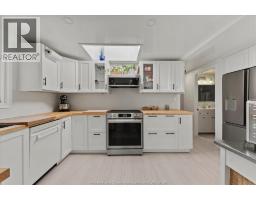 20 Poplar Drive, Mcgregor, ON N0R1J0 Photo 9