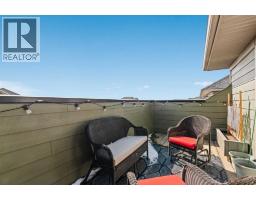 463 Cranbrook Square Se, Calgary, AB T3M3E3 Photo 25