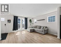 4pc Bathroom - 463 Cranbrook Square Se, Calgary, AB T3M3E3 Photo 6