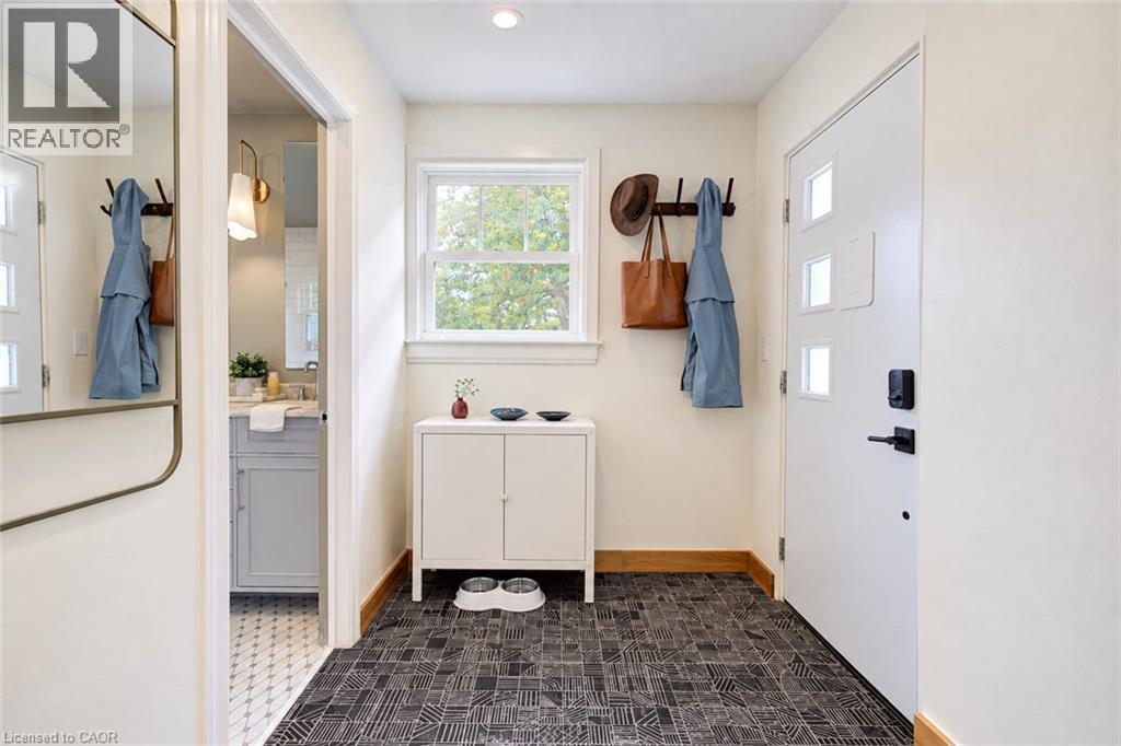 40 FOREST Road - 13
