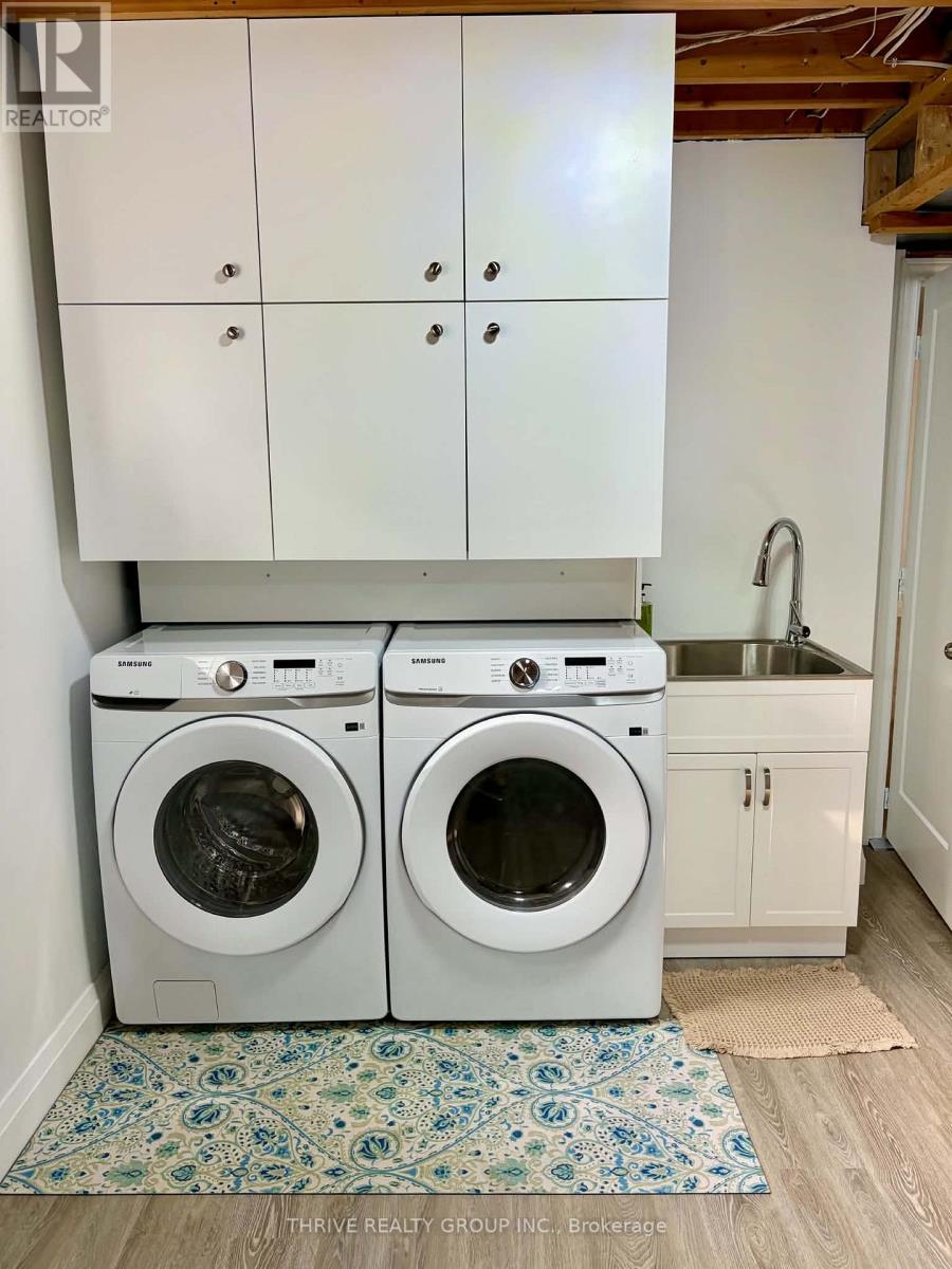 182 Elizabeth Street — photo 19