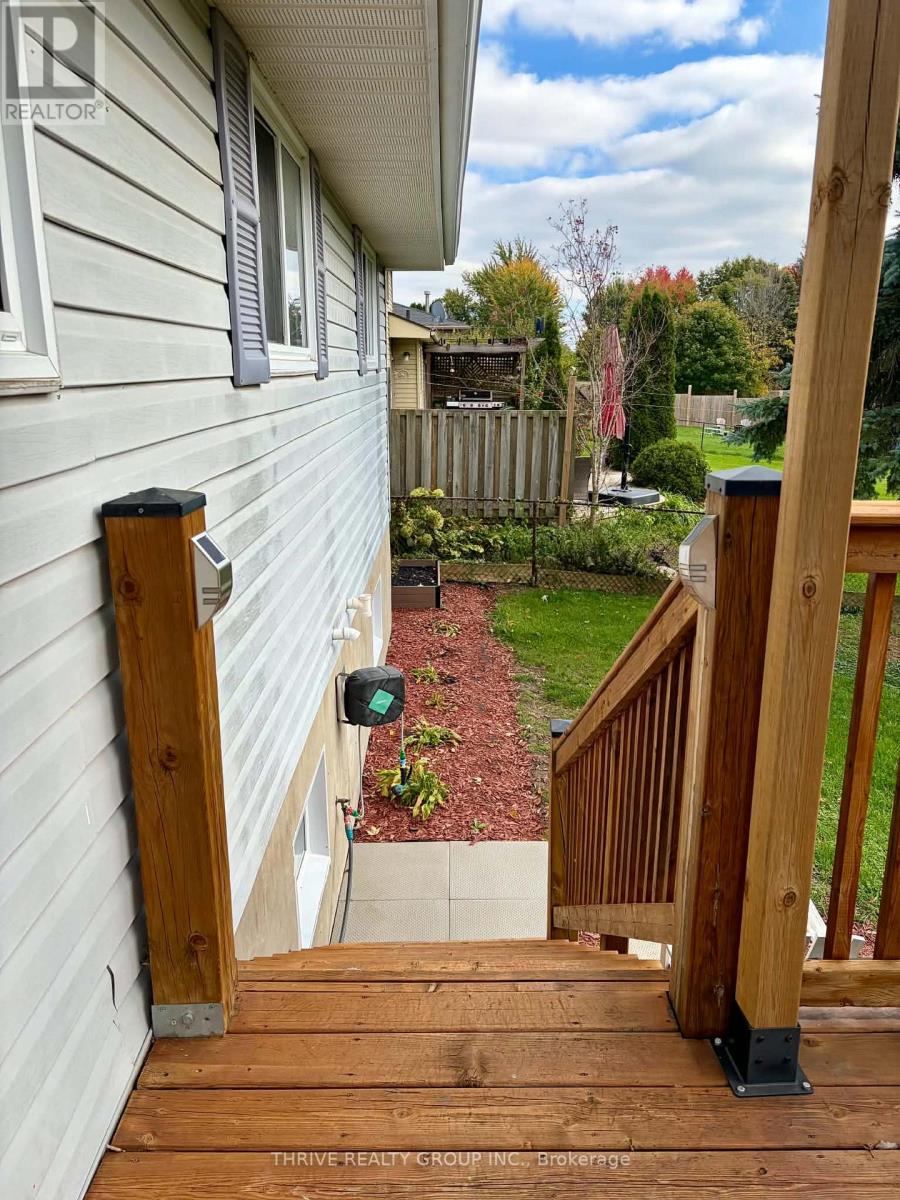 182 Elizabeth Street — photo 22