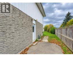 62 The Country Way, Kitchener, ON N2E2K8 Photo 35