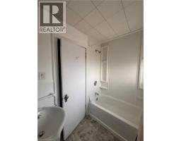 47 Grey Street, Brantford, ON N3T2T1 Photo 13