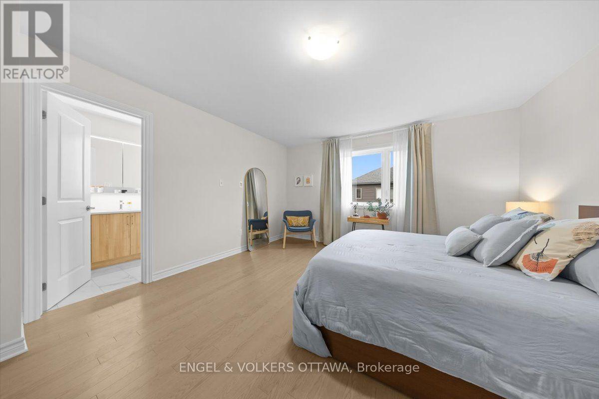 124 Patchell Place North — photo 24