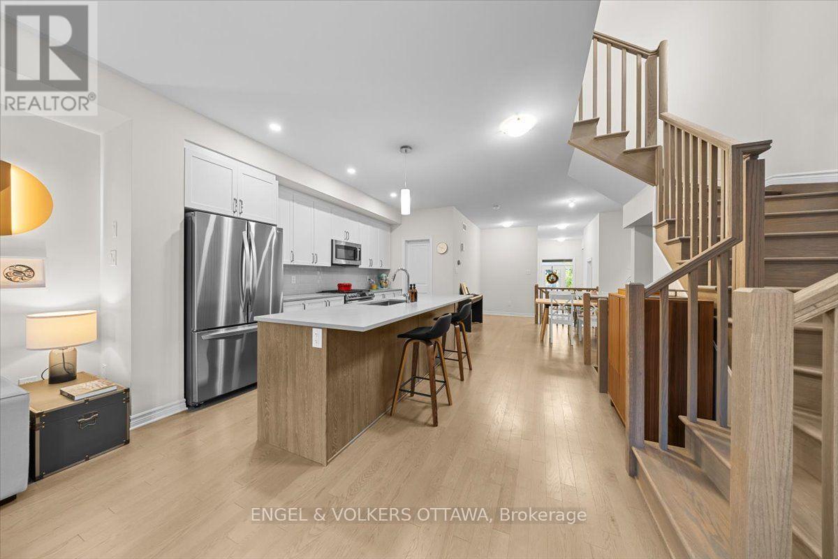 124 Patchell Place North — photo 7