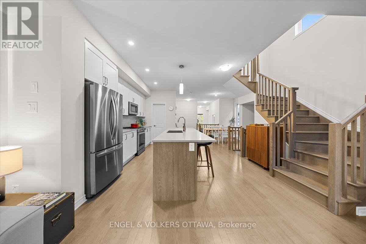 124 Patchell Place North — photo 8