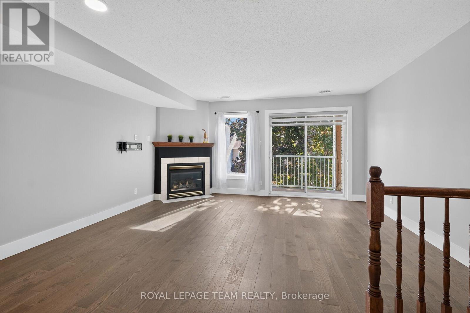 4482 Harper Avenue — photo 10