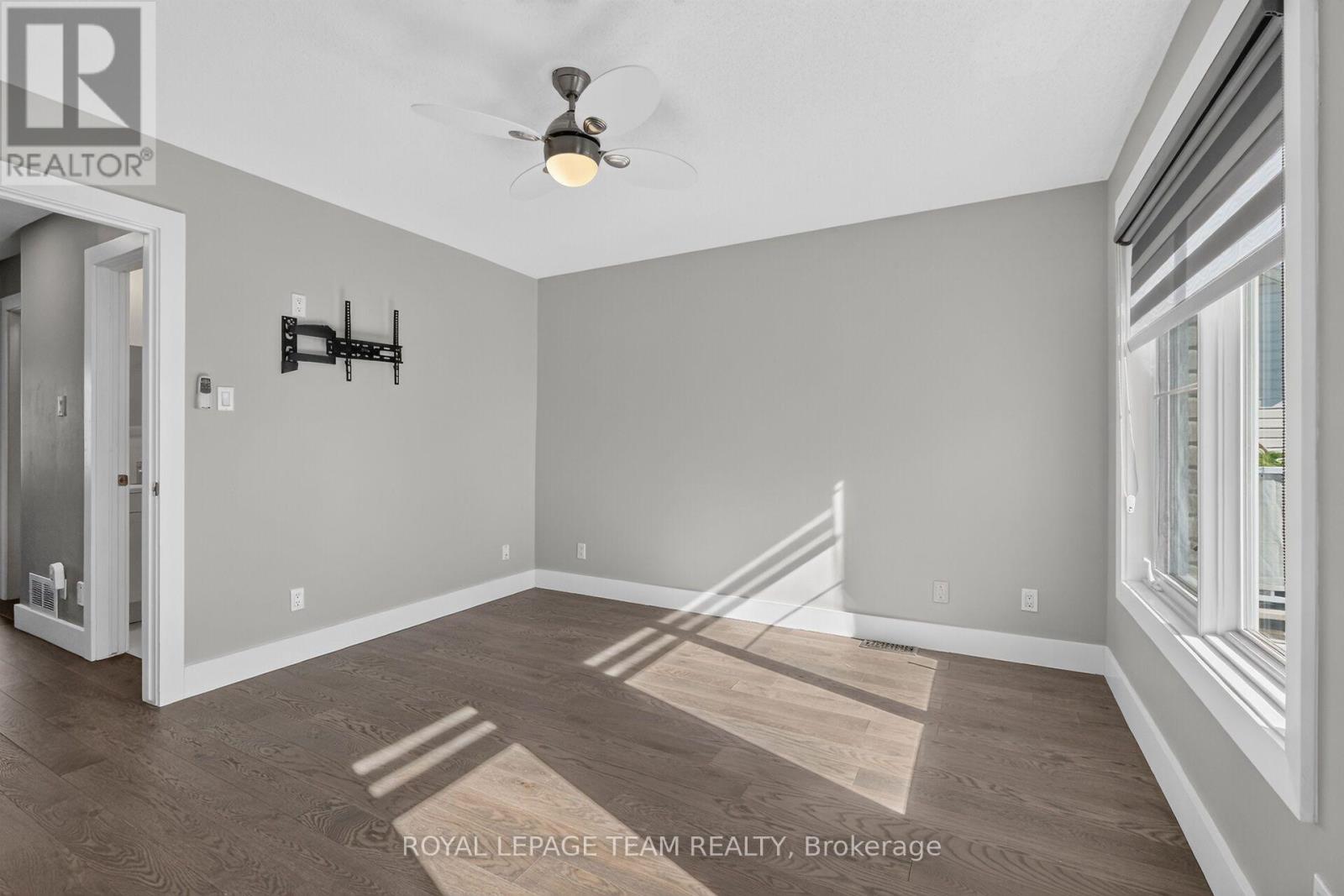 4482 Harper Avenue — photo 18