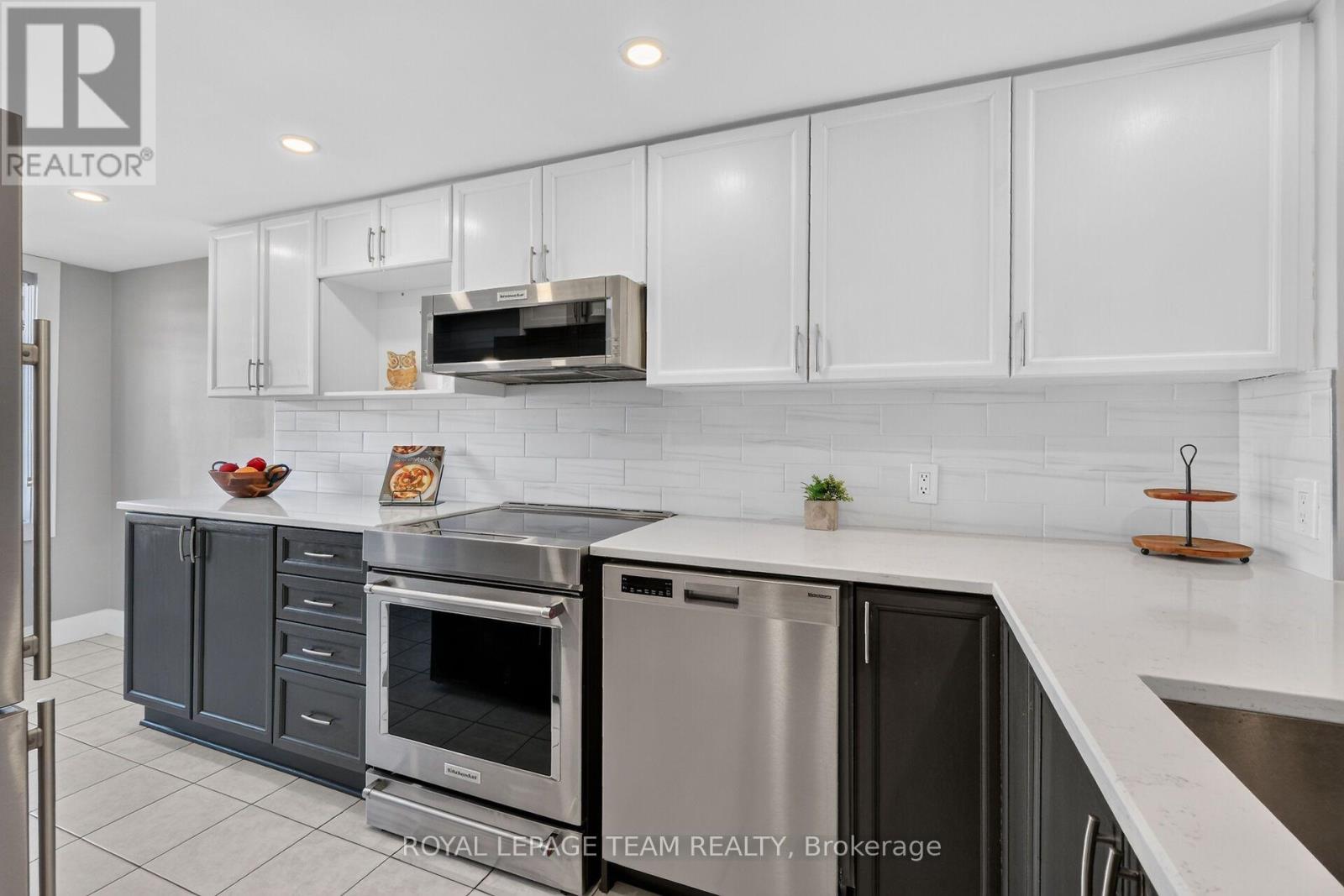 4482 Harper Avenue — photo 42