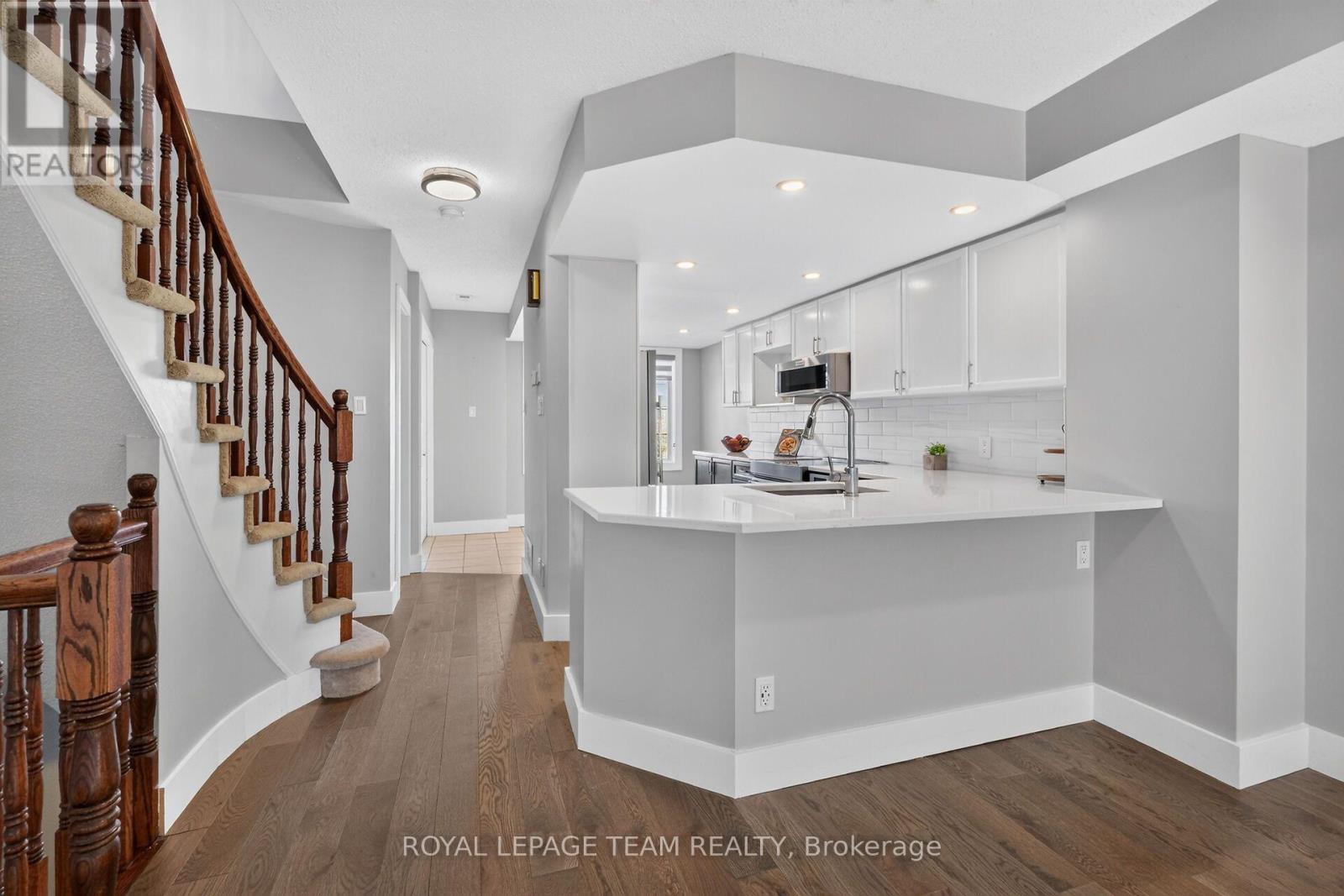 4482 Harper Avenue — photo 45