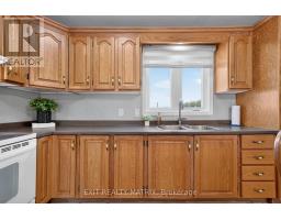 2871 Russland Road, Ottawa, ON K0A3H0 Photo 12
