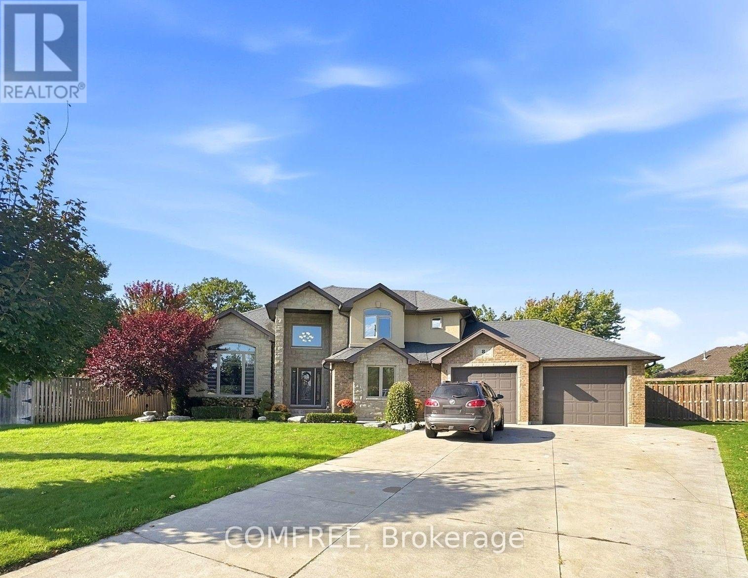 8 Marshwoods Boulevard