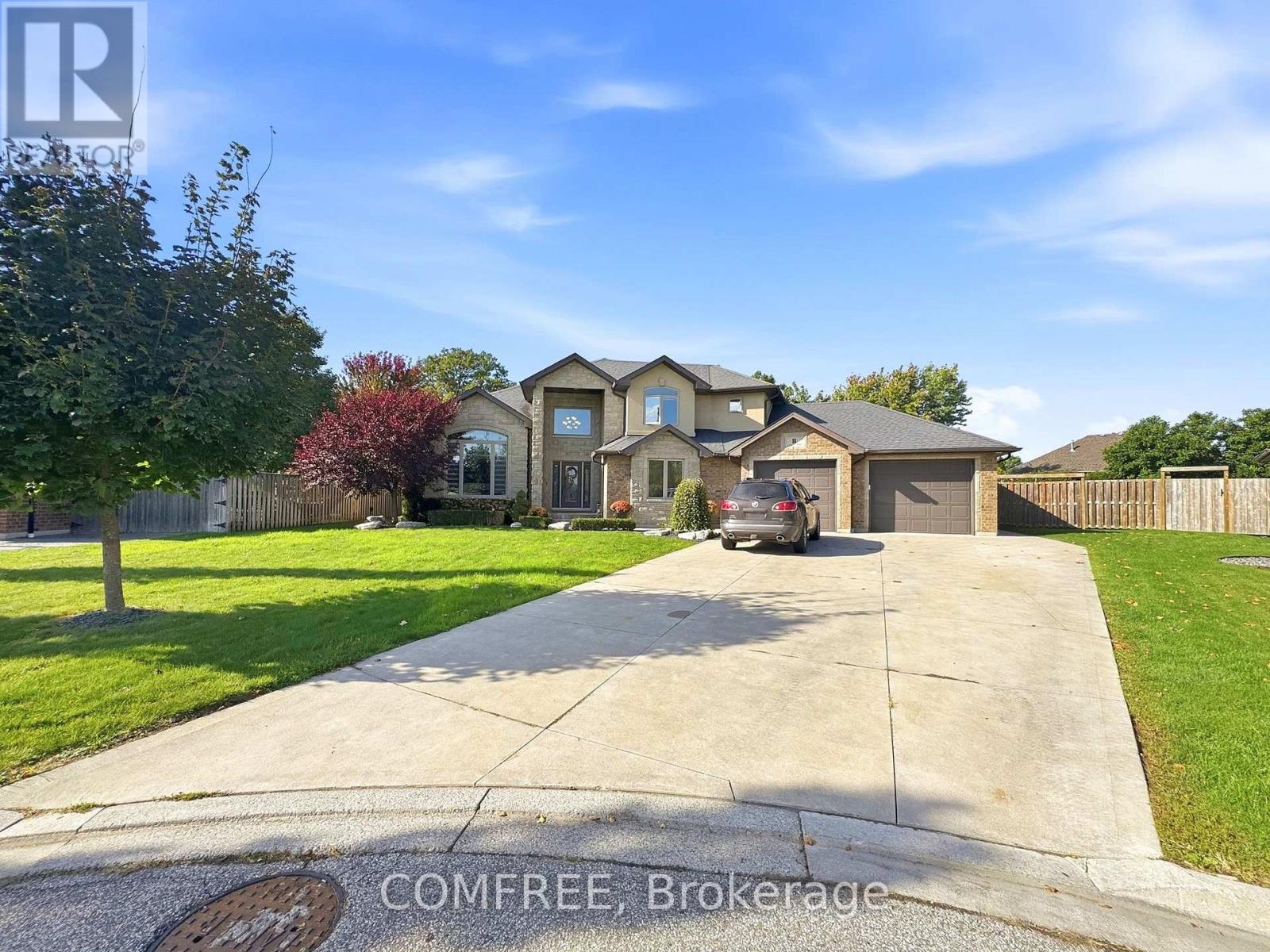 8 Marshwoods Boulevard — photo 2