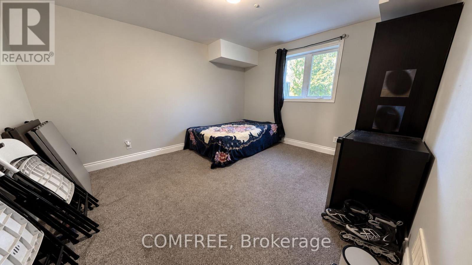 8 Marshwoods Boulevard — photo 35