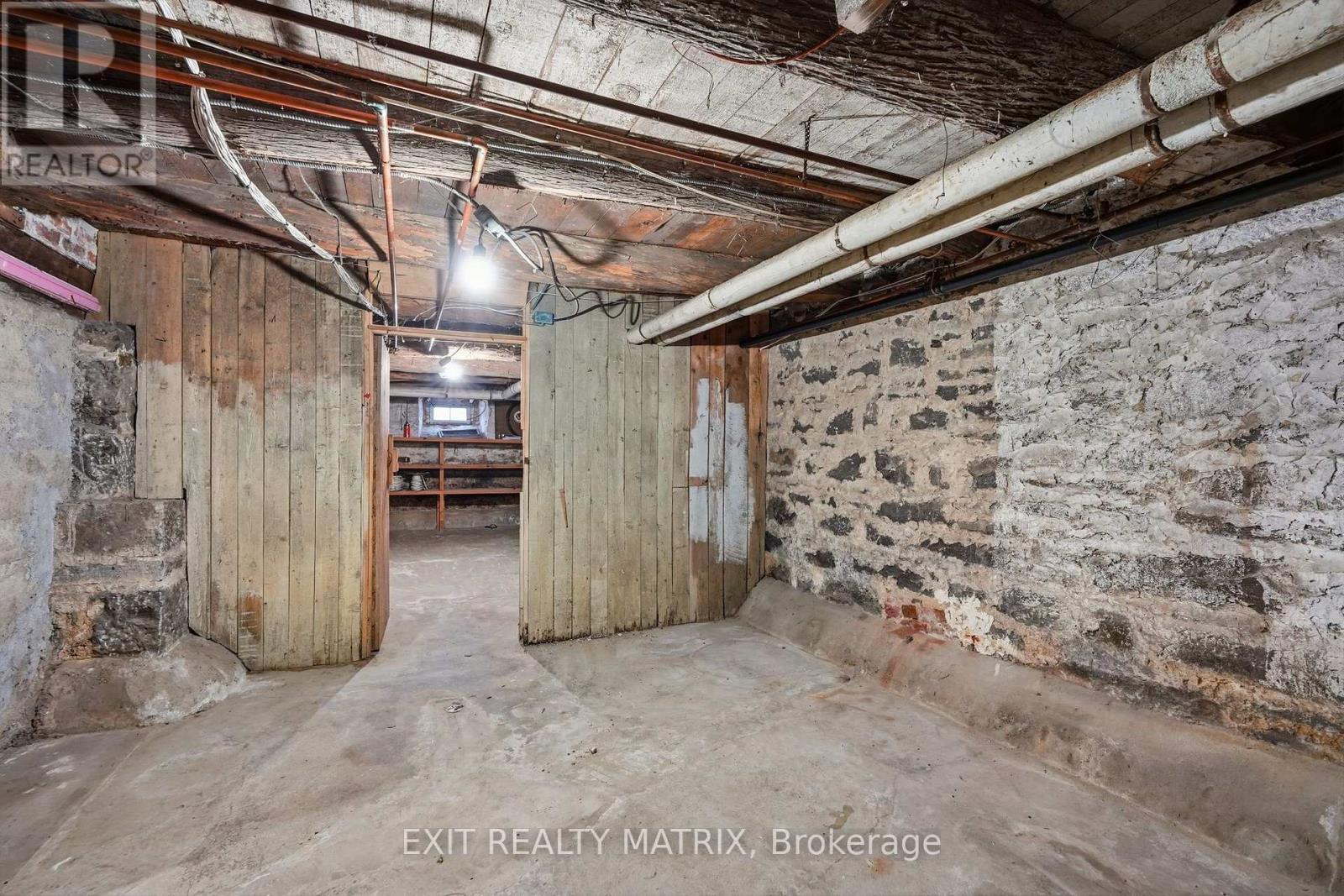 425 Water Street East — photo 39