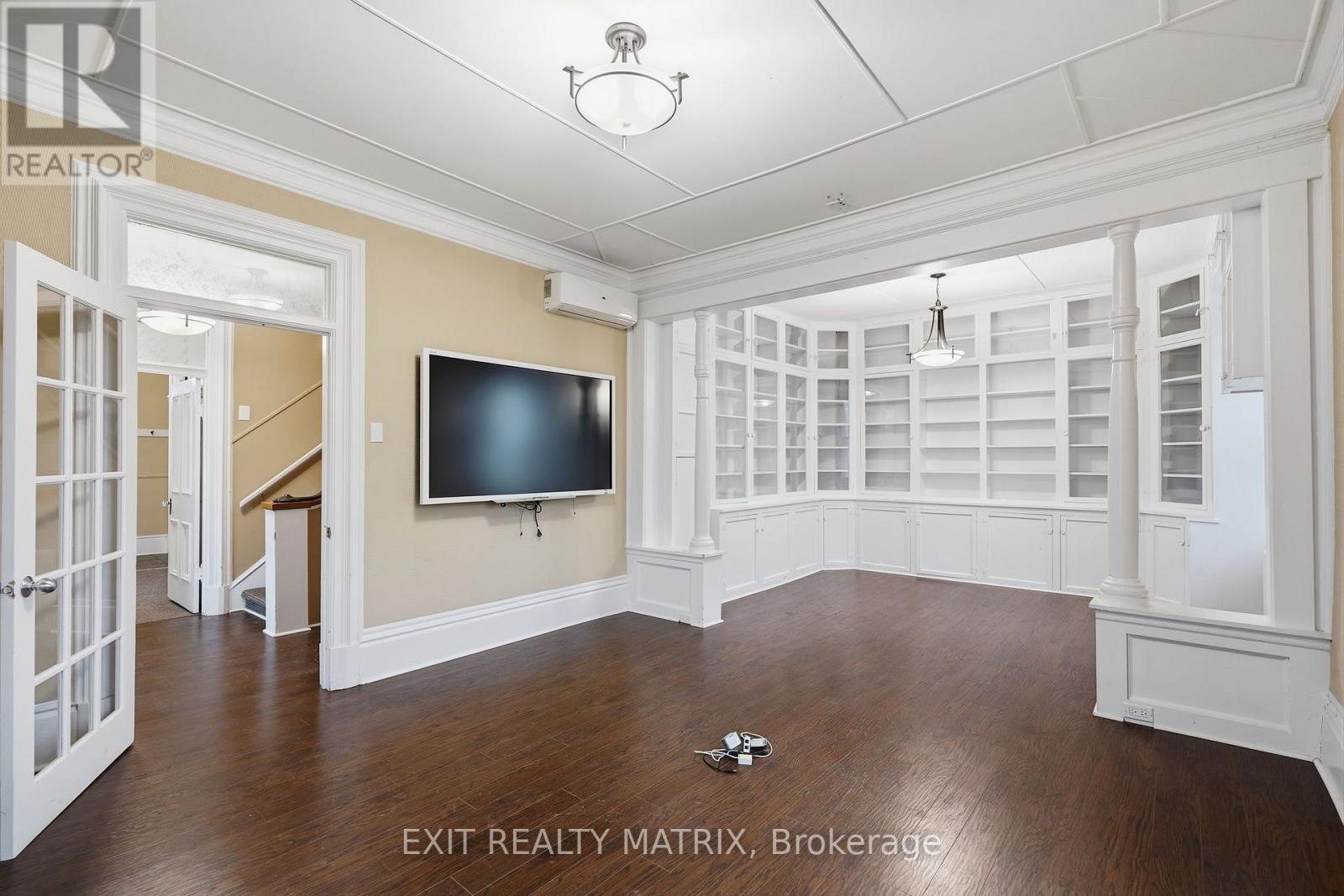 425 Water Street East — photo 4