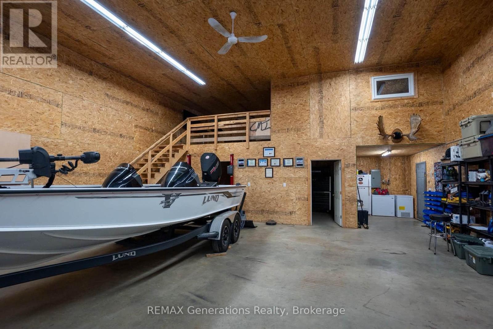 475 Hazelwood Drive — photo 17