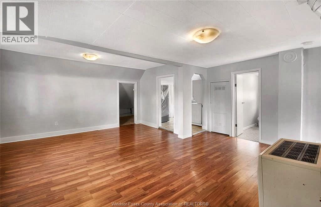 736 University East — photo 3