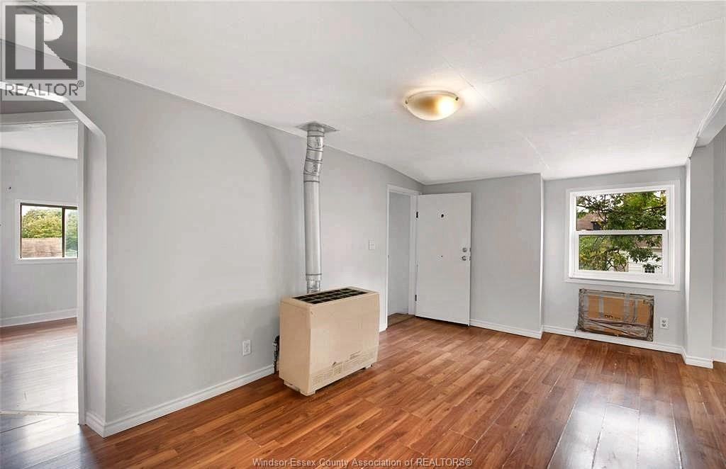 736 University East — photo 4
