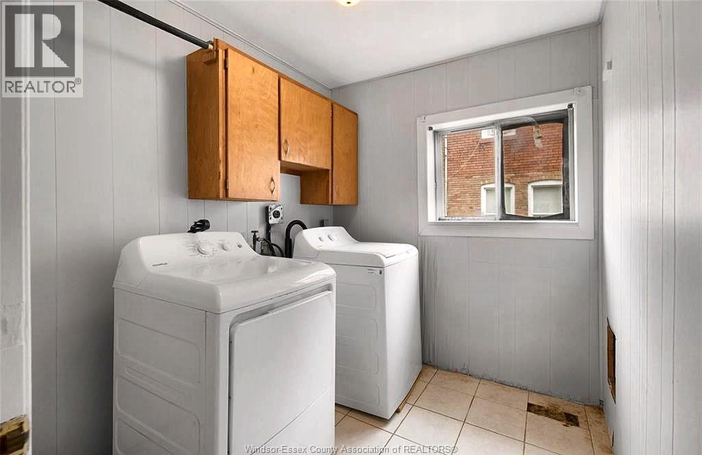 736 University East — photo 11
