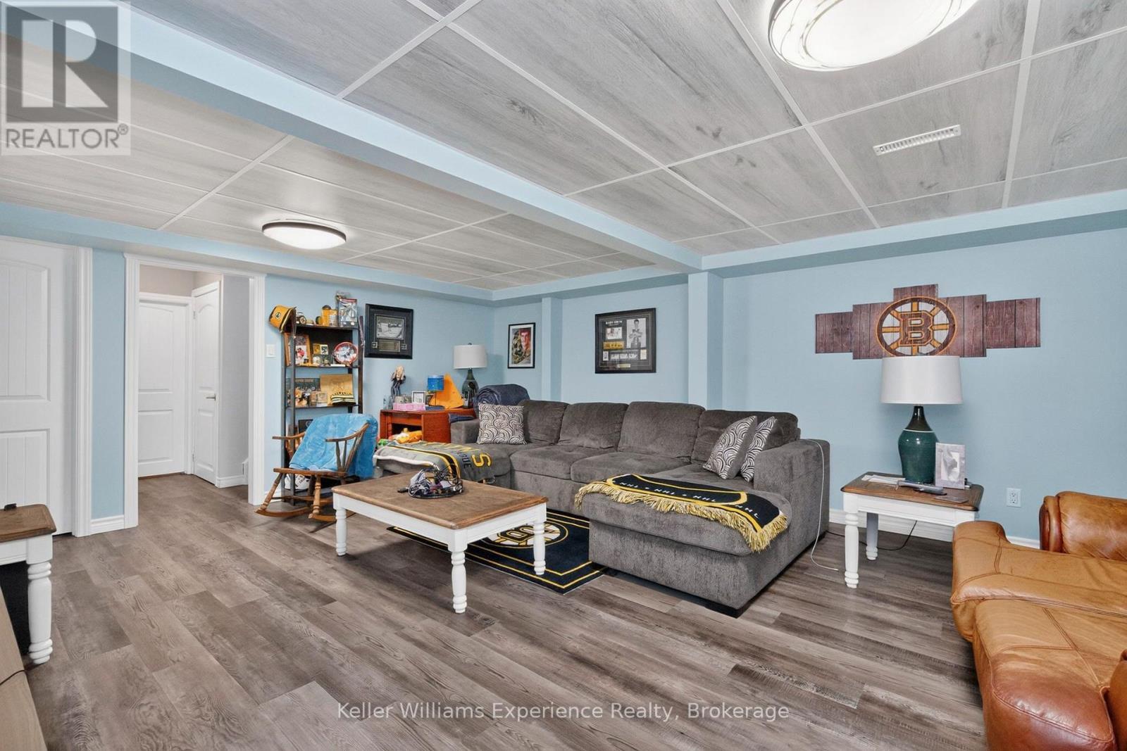 681 HARVEY AVENUE - 21