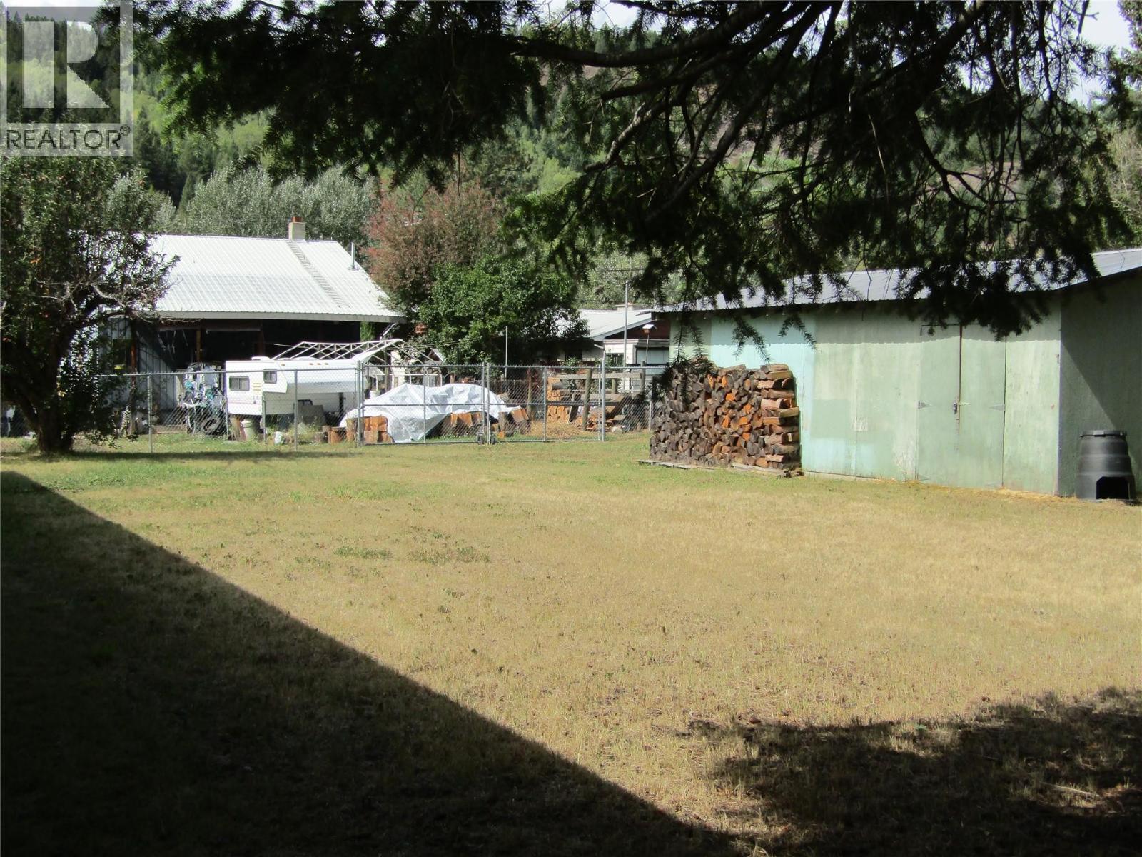 555 Kimberley N Avenue - 25