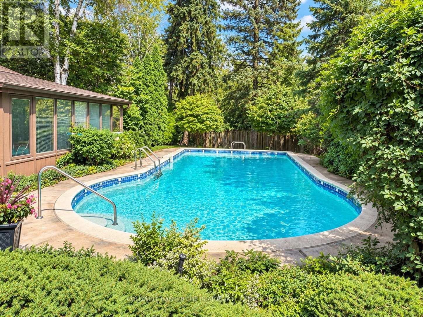 35 TOFINO CRESCENT - 6