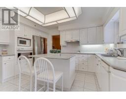 35 Tofino Crescent, Toronto, ON M3B1R9 Photo 19