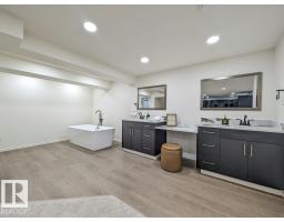 10672 153 Av Nw, Edmonton, AB T5X5R7 Photo 36
