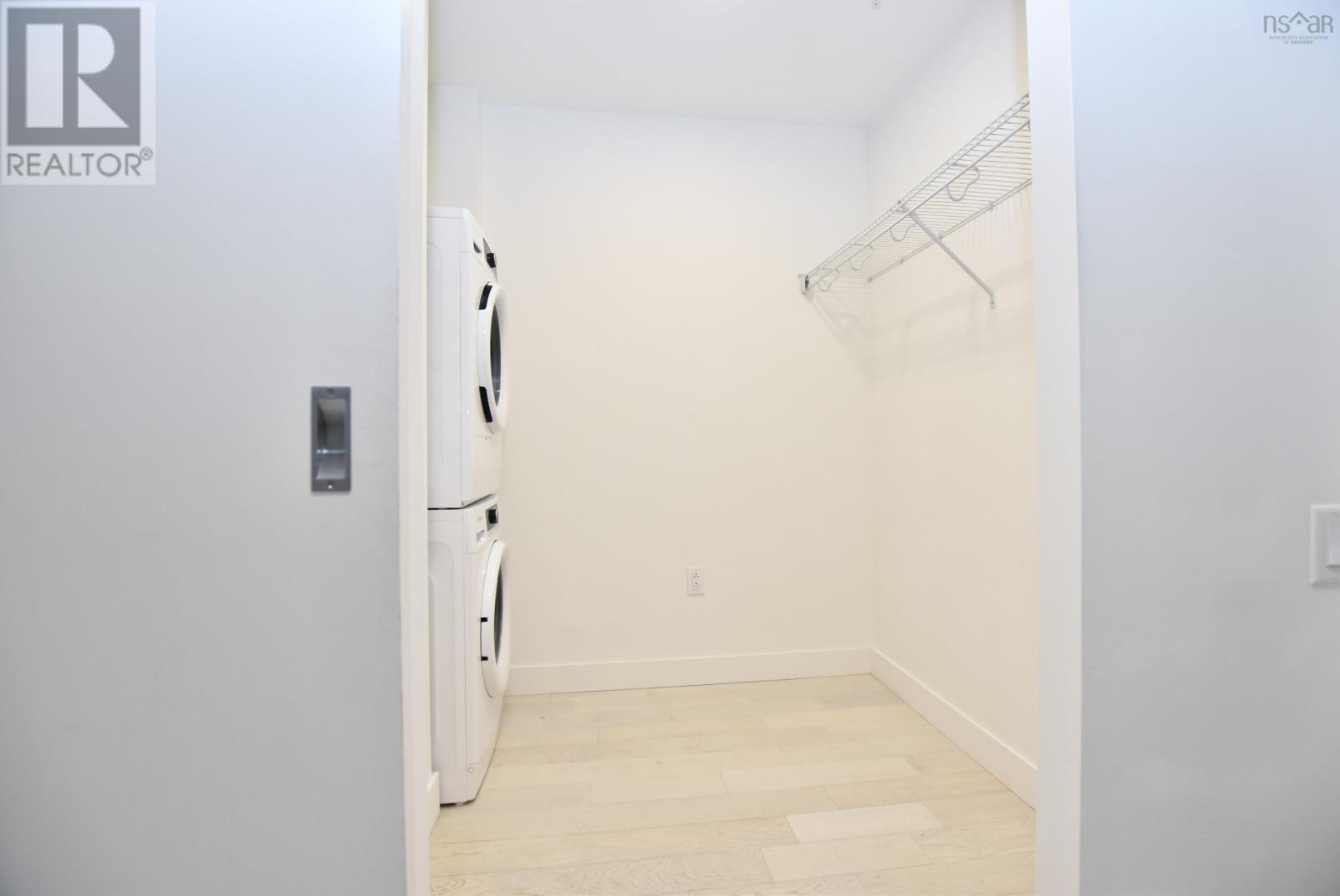 #710 1048 Wellington Street - 21