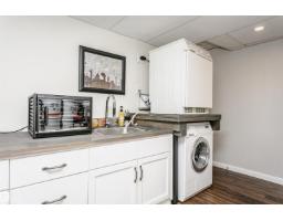 10839 80 Avenue Nw, Edmonton, AB T6E1V9 Photo 50
