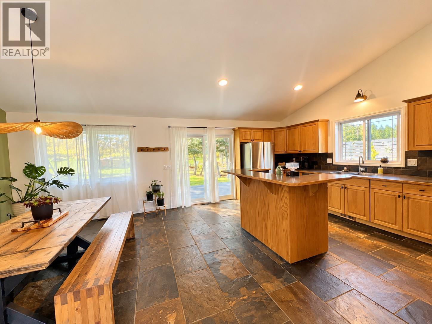 781 WESTRIDGE Drive - 39