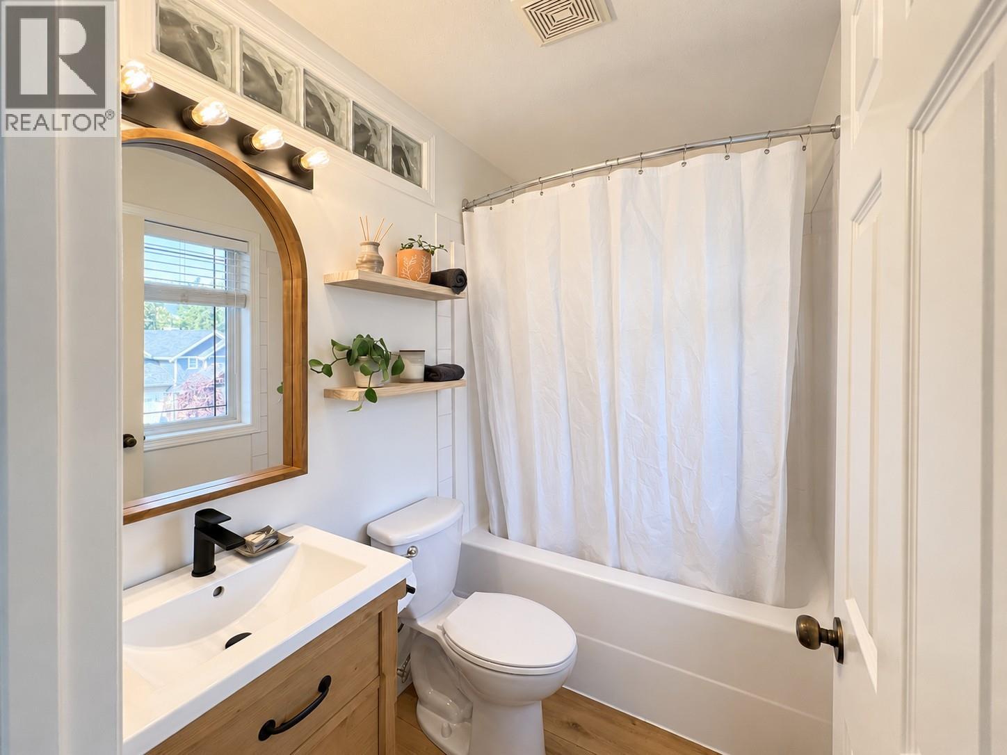 781 WESTRIDGE Drive - 52