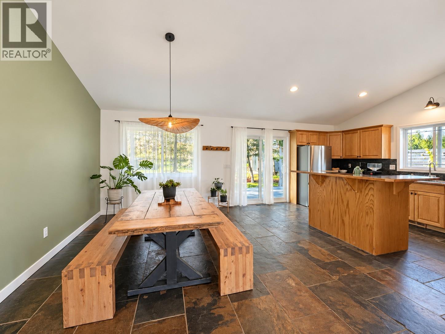 781 WESTRIDGE Drive - 84