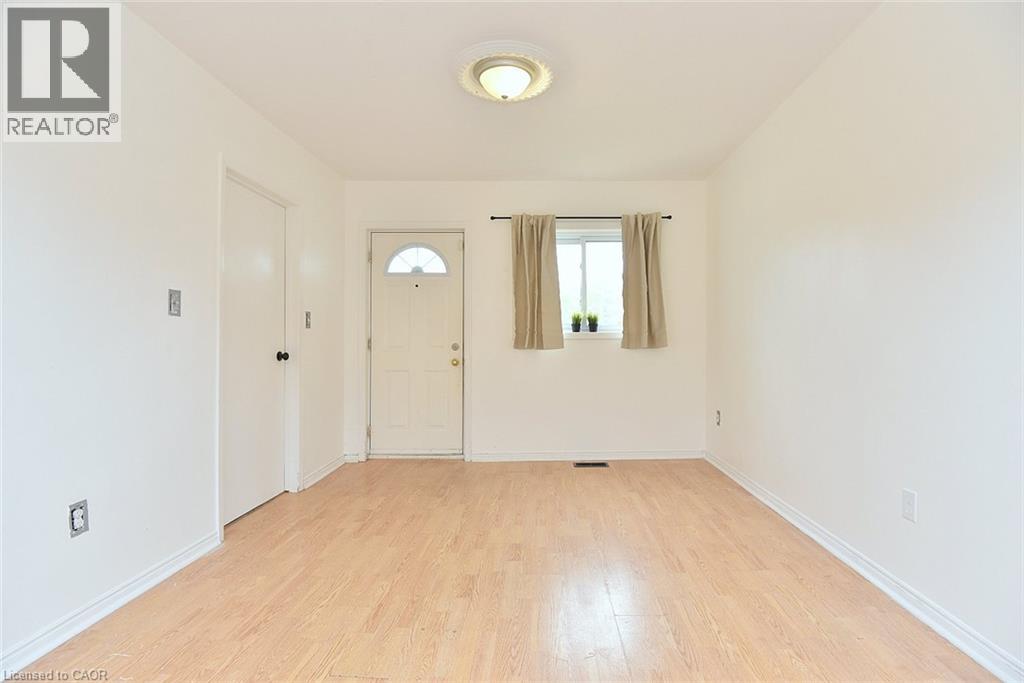 201 Strathearne Avenue — photo 7