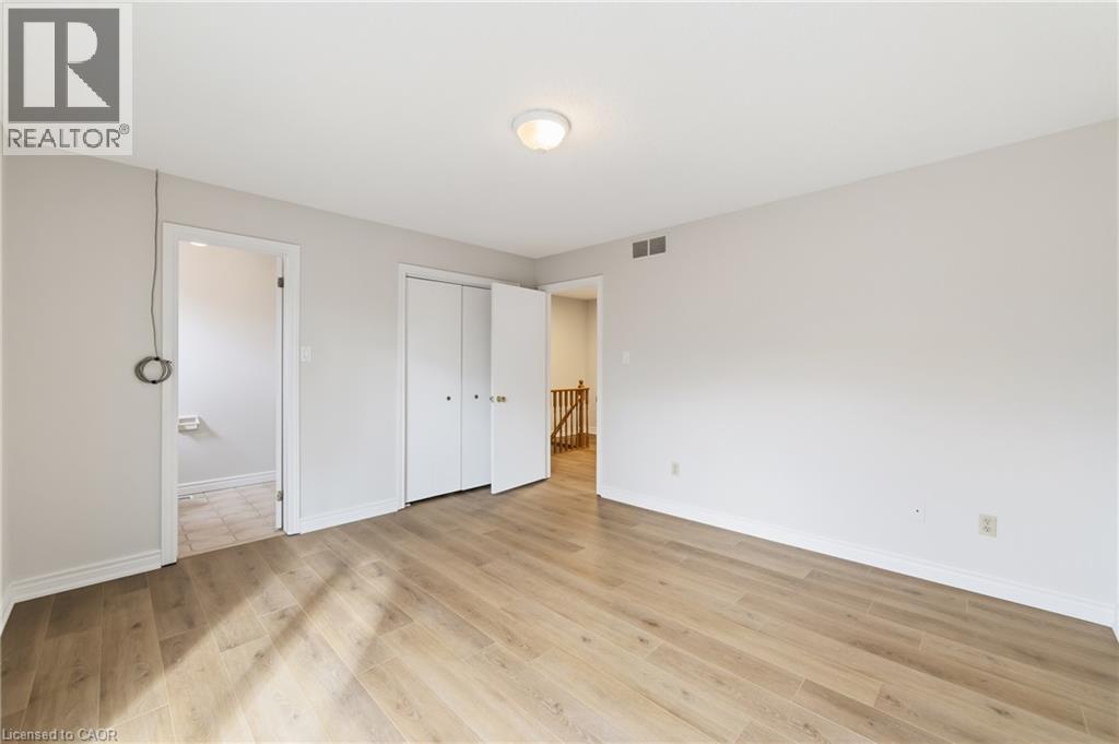 1475 Upper Gage Avenue — photo 19
