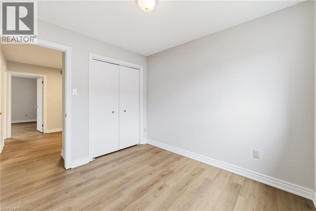 1475 Upper Gage Avenue — photo 24