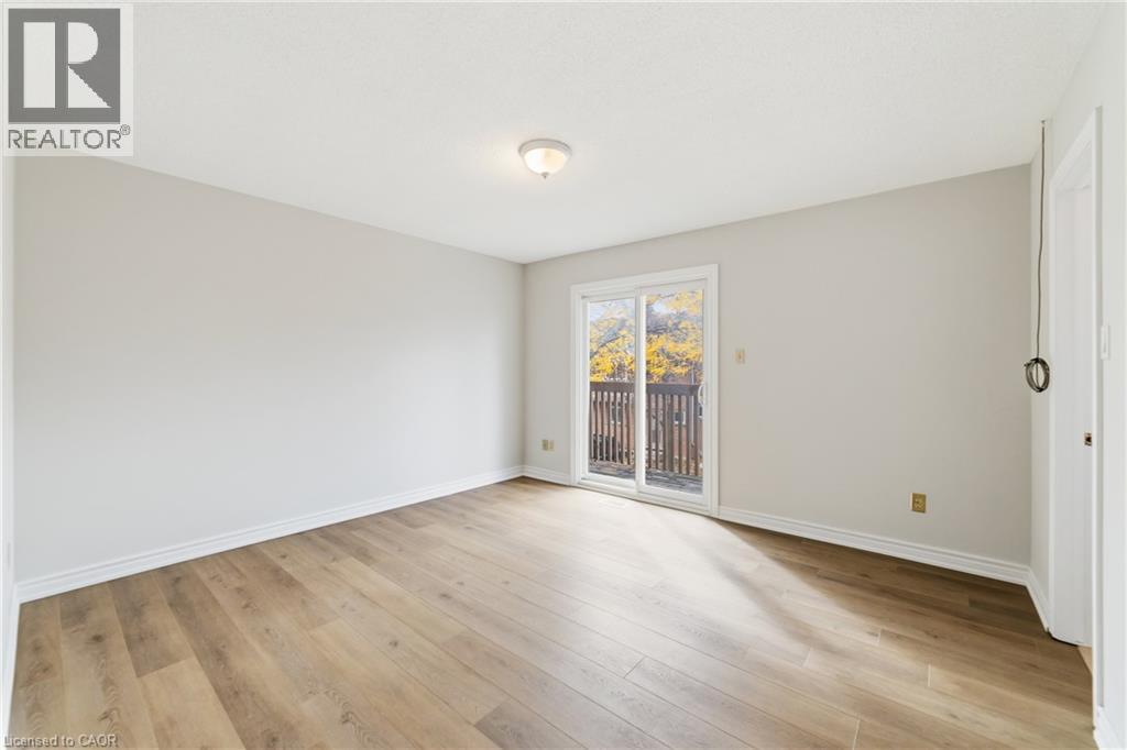 1475 Upper Gage Avenue — photo 17