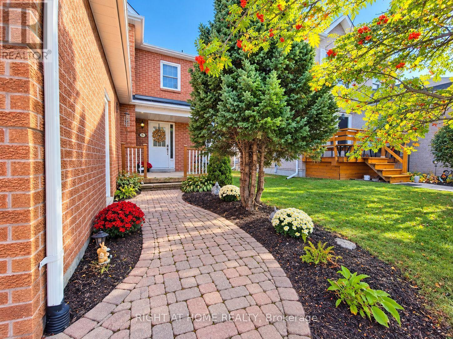 9 Sherie Drive, Georgina, ON photo 2